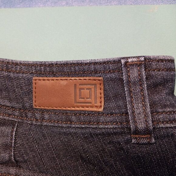 Liz Claiborne Slim Power Crop Jeans - Picture 8 of 8